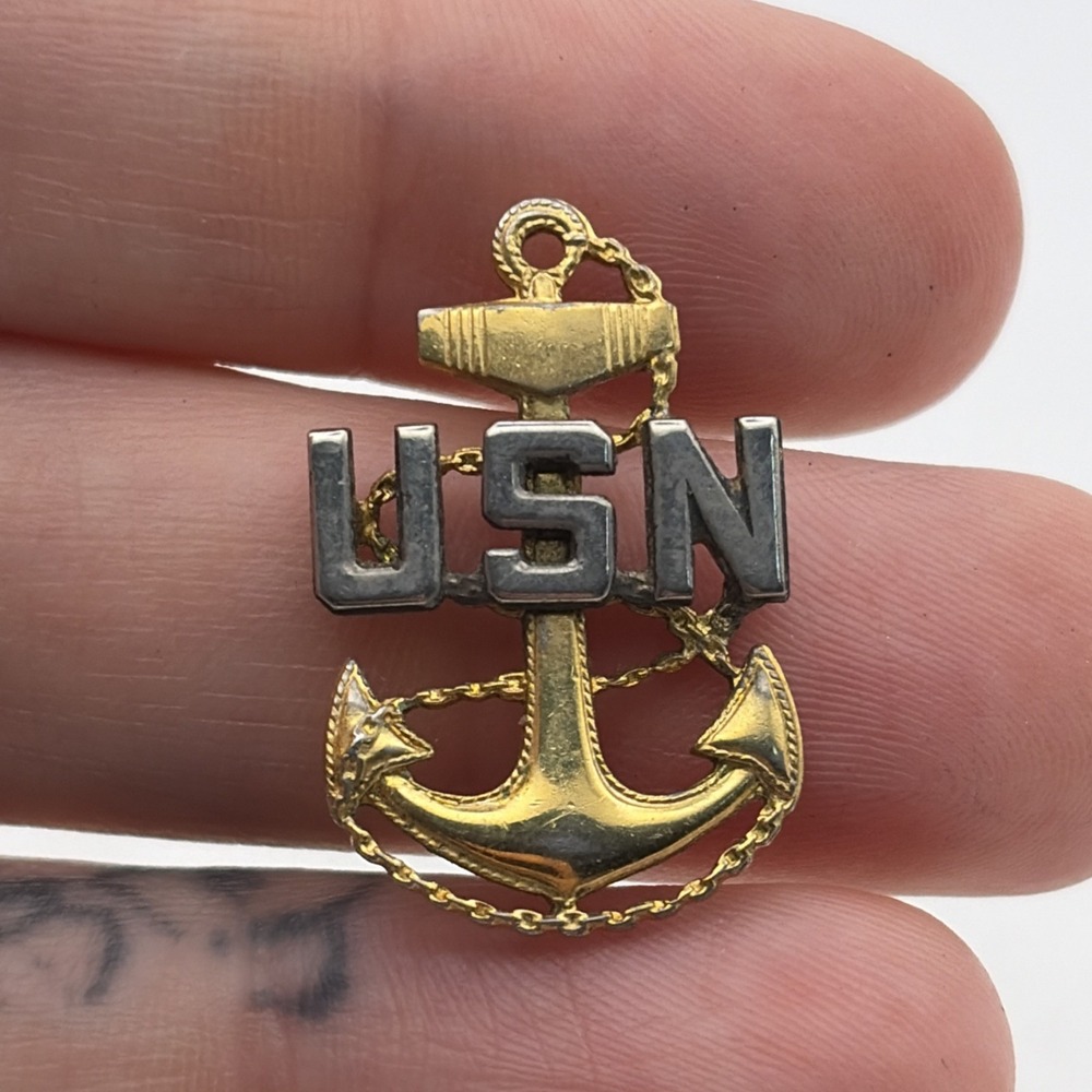 United States Navy Anchor Gold Tone Military Lapel Hat Pin USN